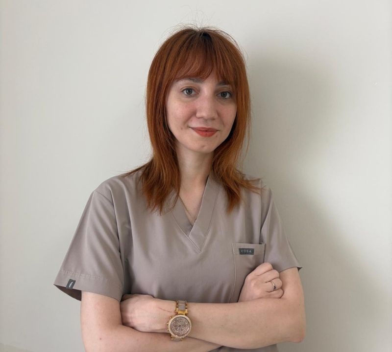 Diş Hekimi Betül Burcu Özdemir